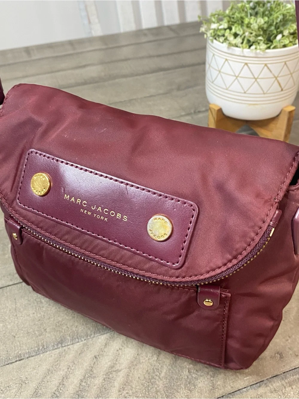 Marc Jacobs Preppy Nylon Mini Natasha Crossbody Bag Burgundy Gold Hardware